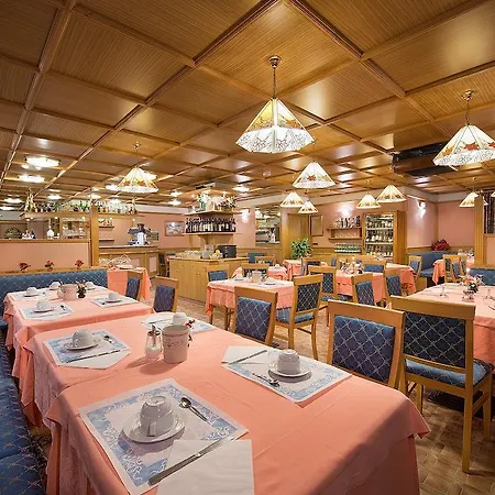 Centro's Hotel