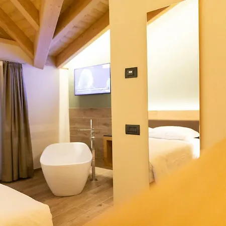 Centro's Hotel